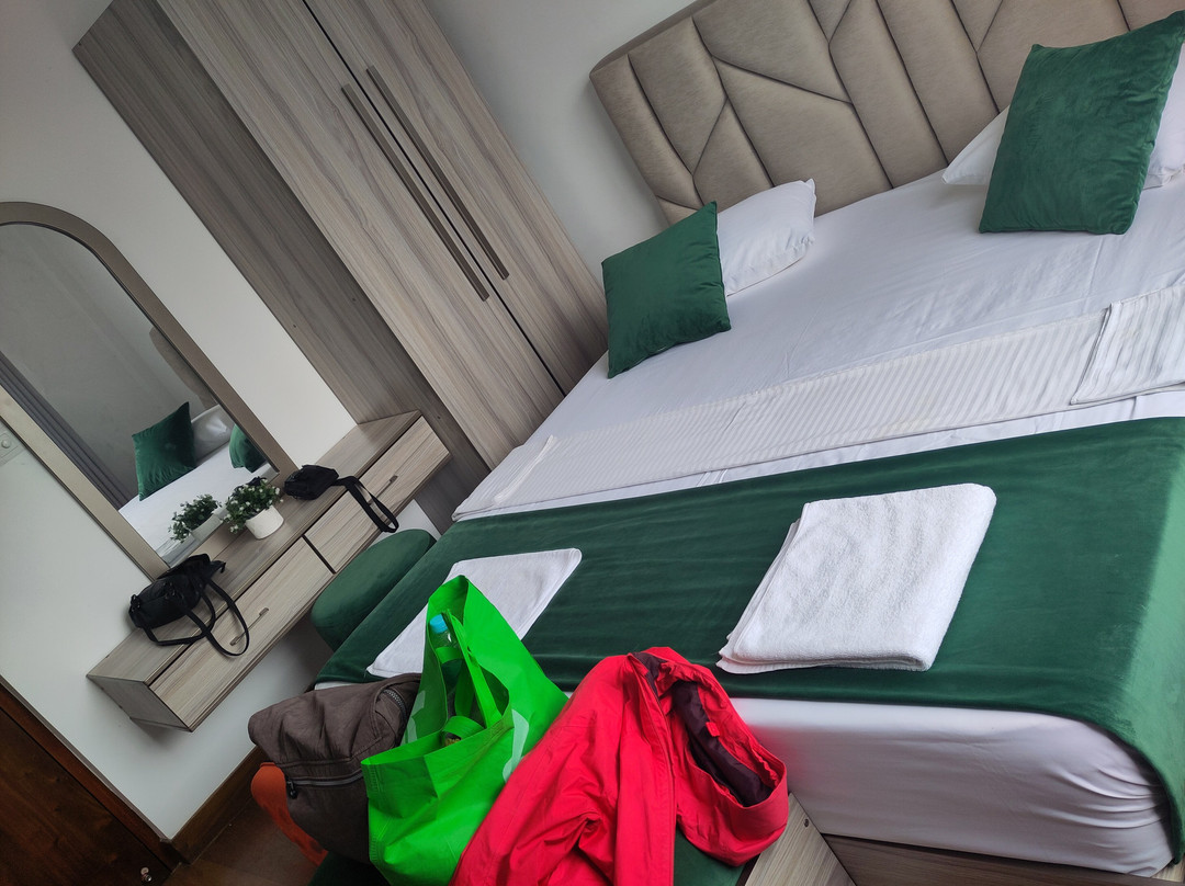 Emerald Mountain Resort