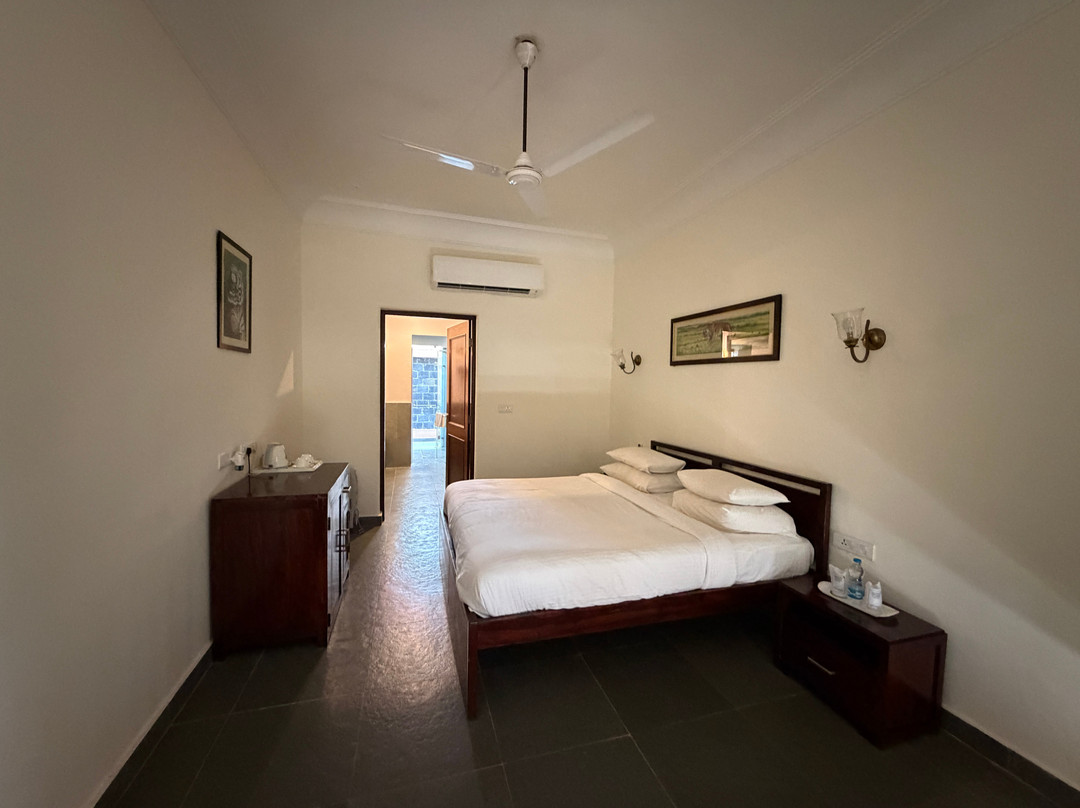 栾屯波考斯度假屋主图