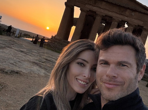 阿尔玛酒店主图