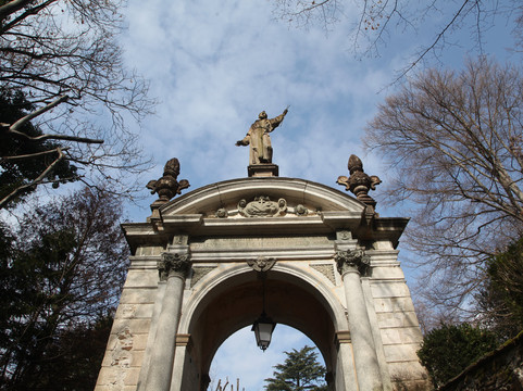 Sacro Monte di Orta-奥尔塔圣朱利奥必去景点