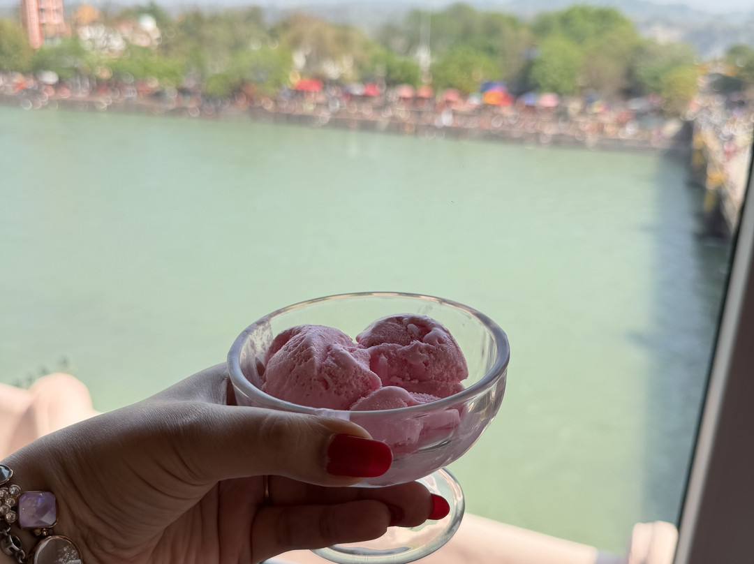 哈立德瓦尔甘加拉哈里休闲酒店主图