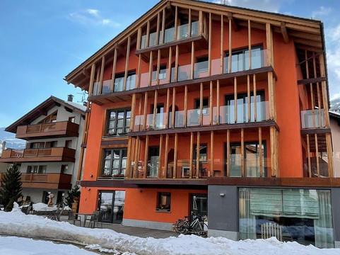 罗伯塔高山酒店主图