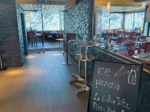 Trockener Steg-策马特必去景点