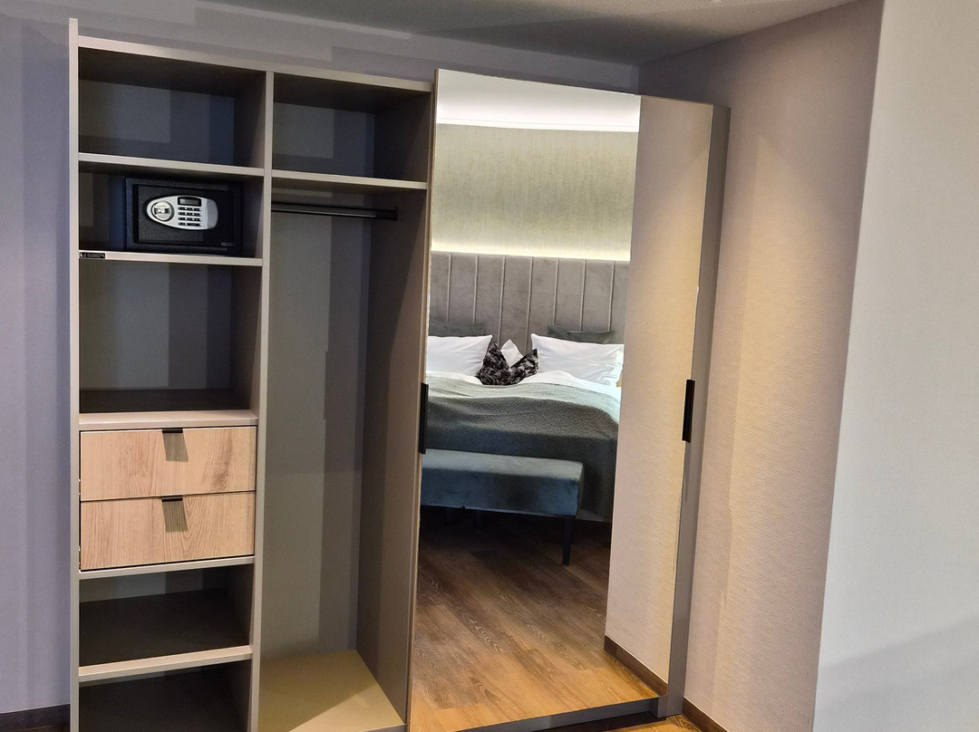 阿尔特米尔塔尔公园酒店主图