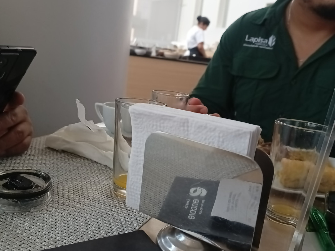 安可瓜达拉哈拉华美达酒店主图