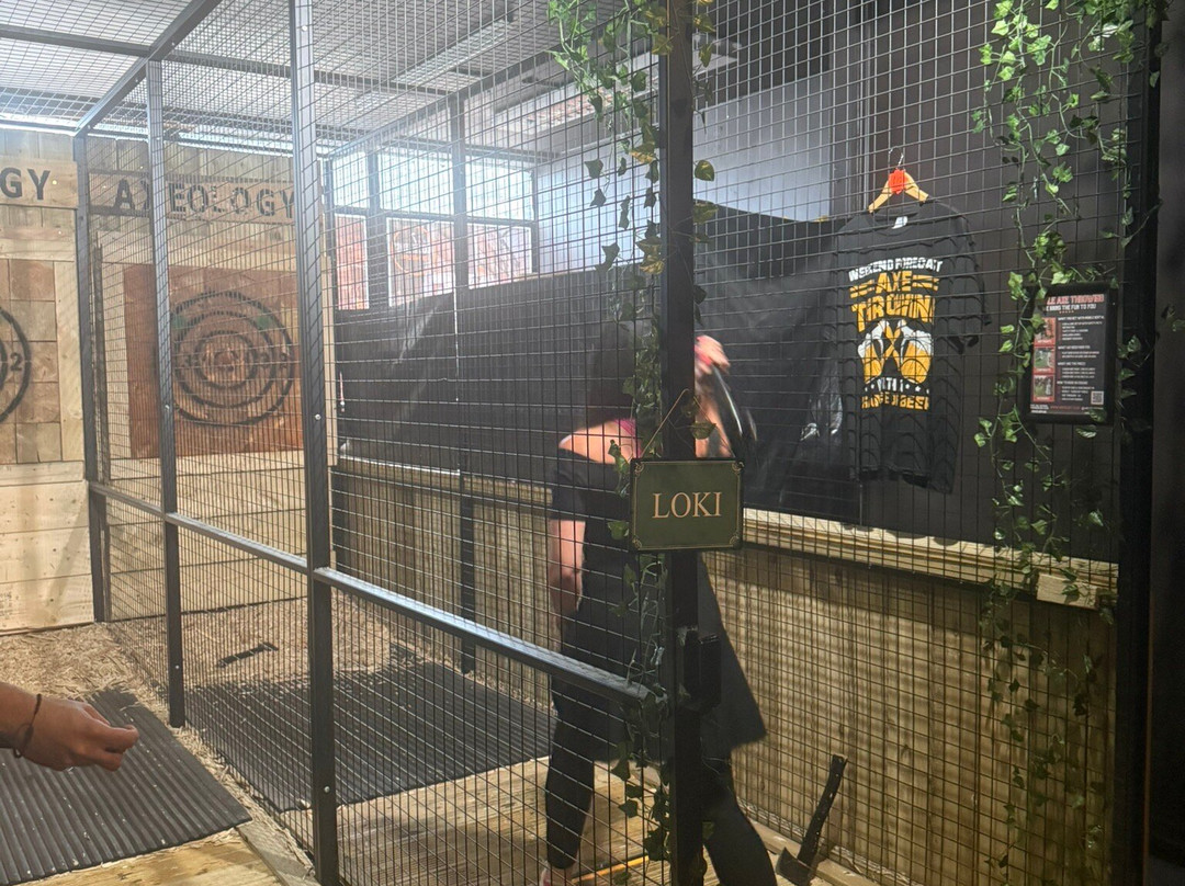 Axeology Axe Throwing-南安普敦必去景点
