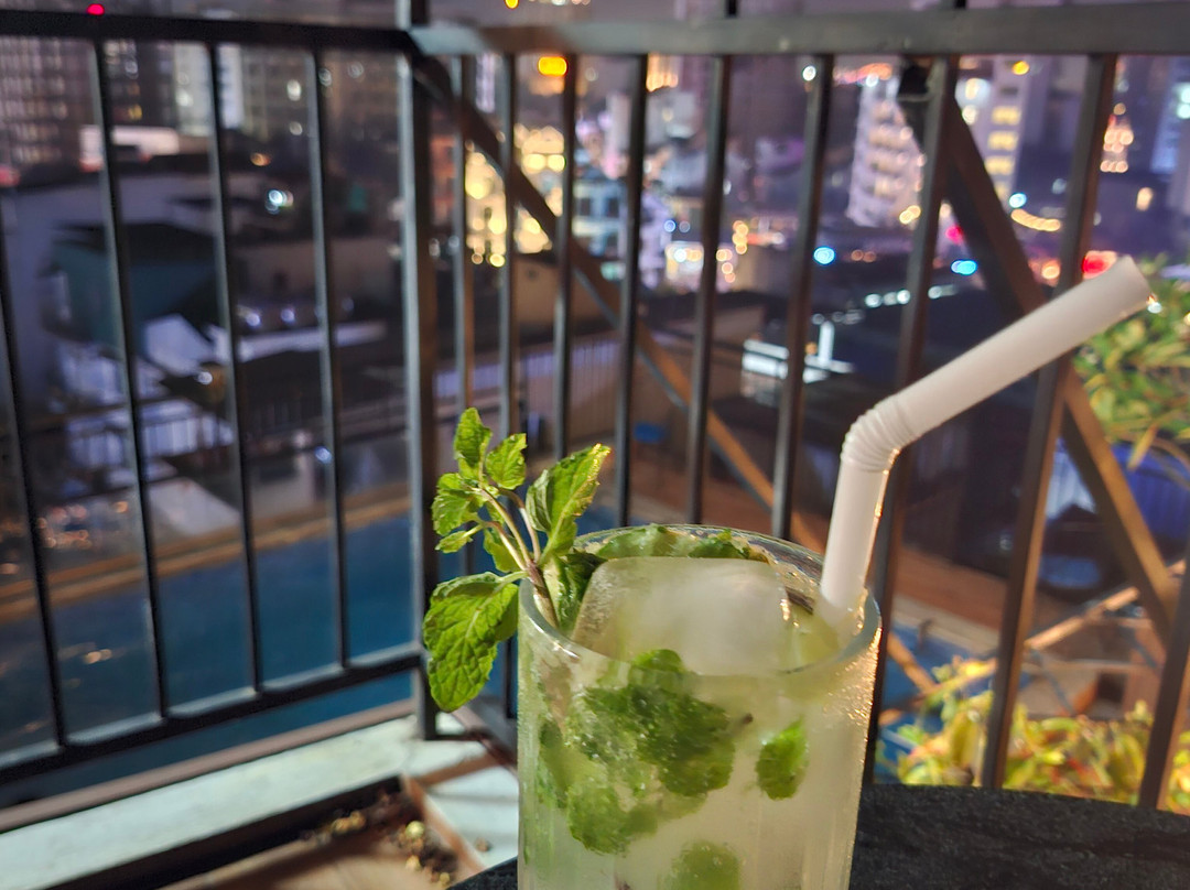 翡翠风景酒店主图