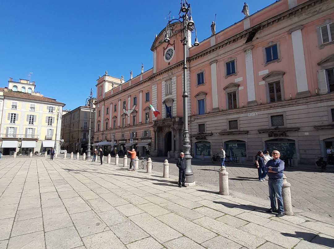 Piazza Cavalli-皮亚琴察必去景点