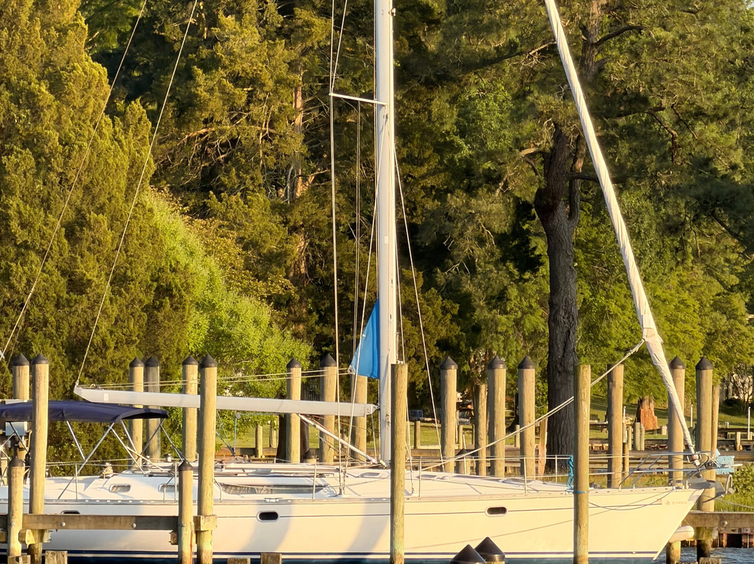 Bath Harbor Marina and Motel主图