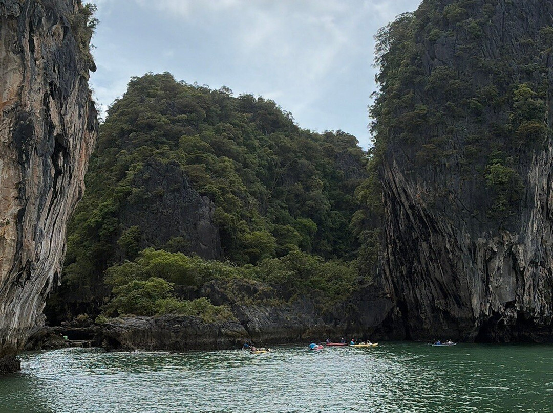 Amazing Canoeing-班巴克洛必去景点