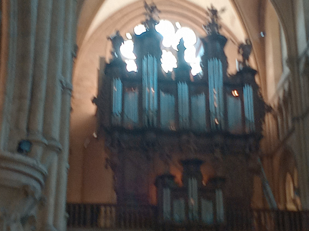 Abbatiale Notre Dame de Mouzon-Mouzon必去景点