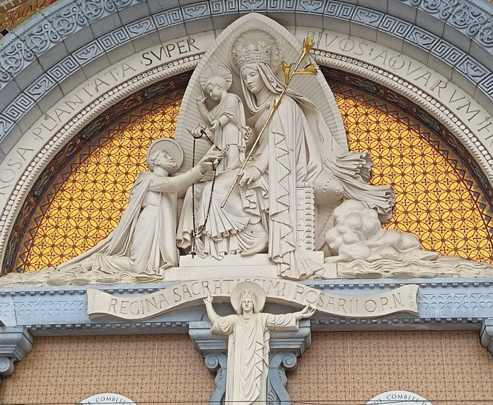 Basilique Notre-Dame du Rosaire-卢尔德必去景点