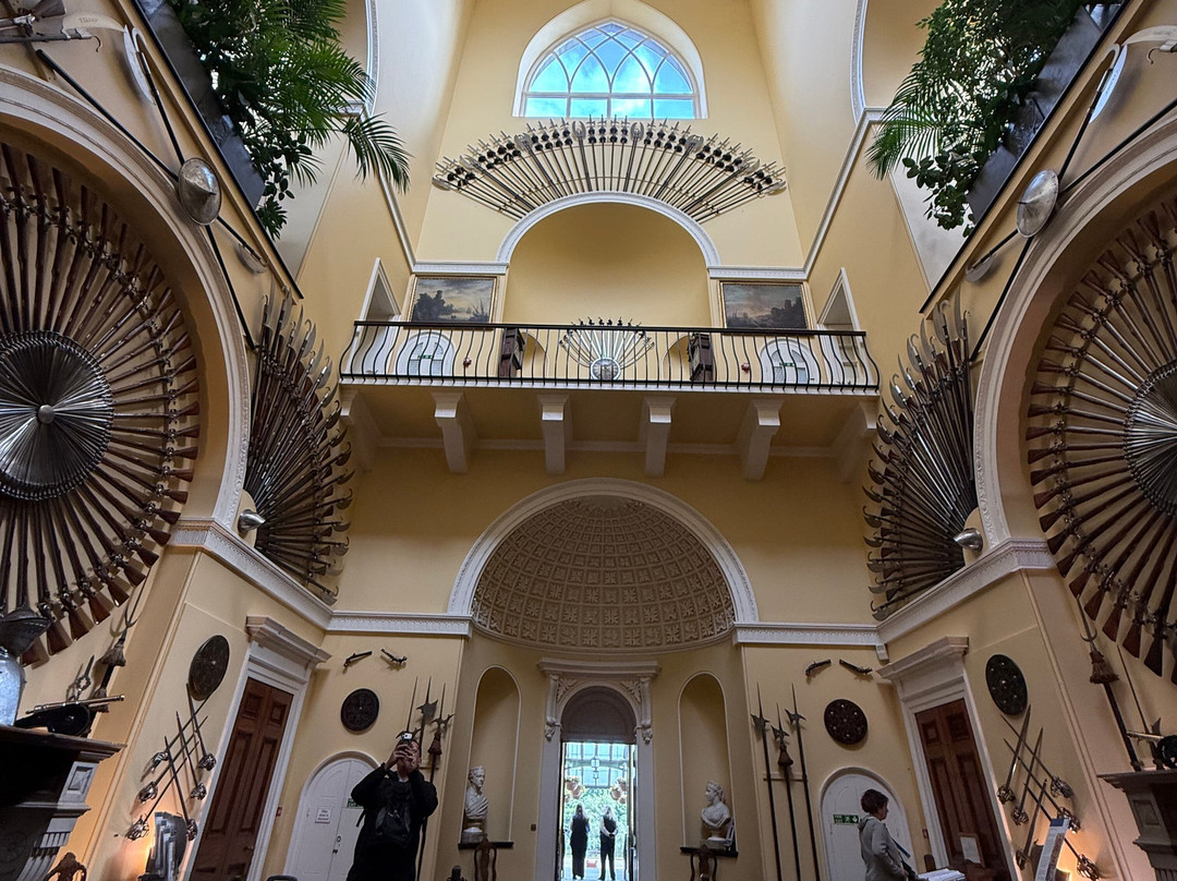 Inveraray Castle & Gardens-因弗雷里必去景点