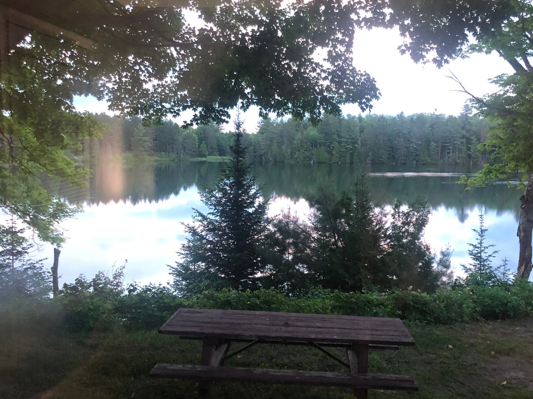 Halfway Lake Cottages主图