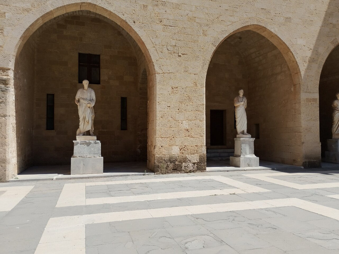 Palace of the Grand Master of the Knights of Rhodes-罗德城必去景点