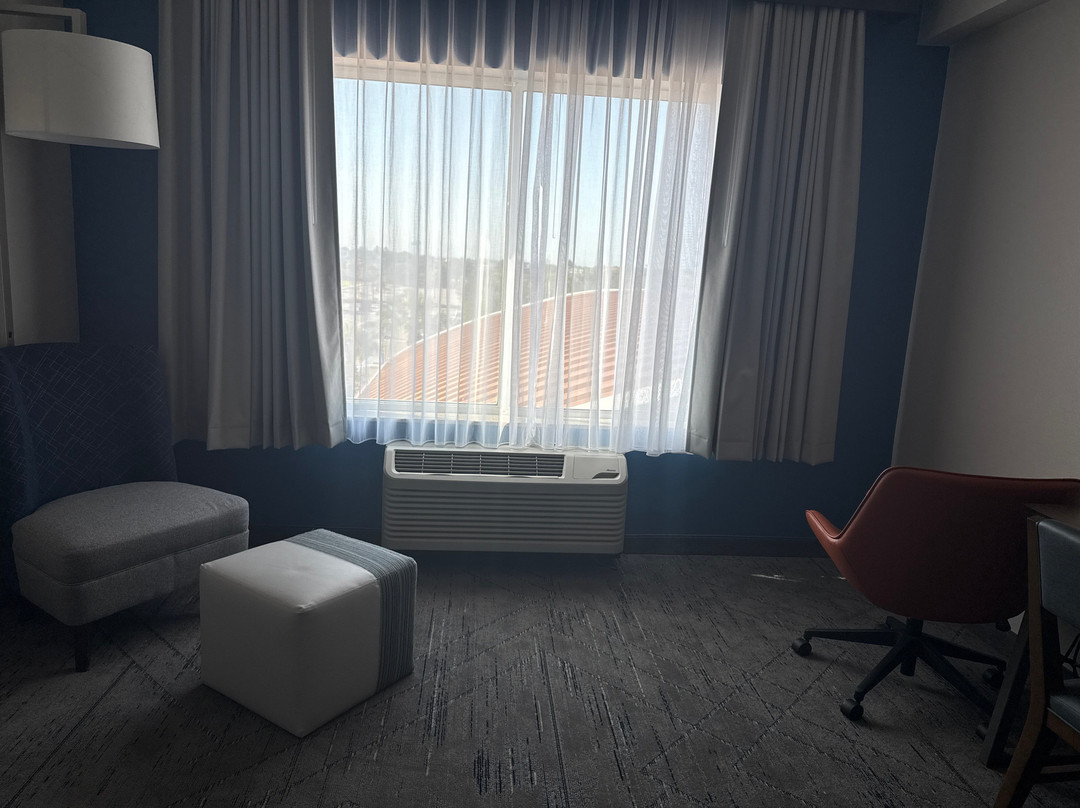 Holiday Inn Express 湖莱克威尔士的N -冬季避风港主图