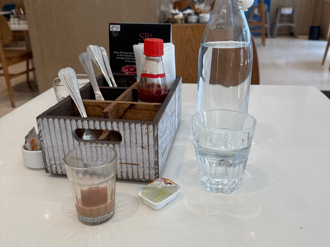 班加罗尔老马德拉斯路智选假日套房酒店主图