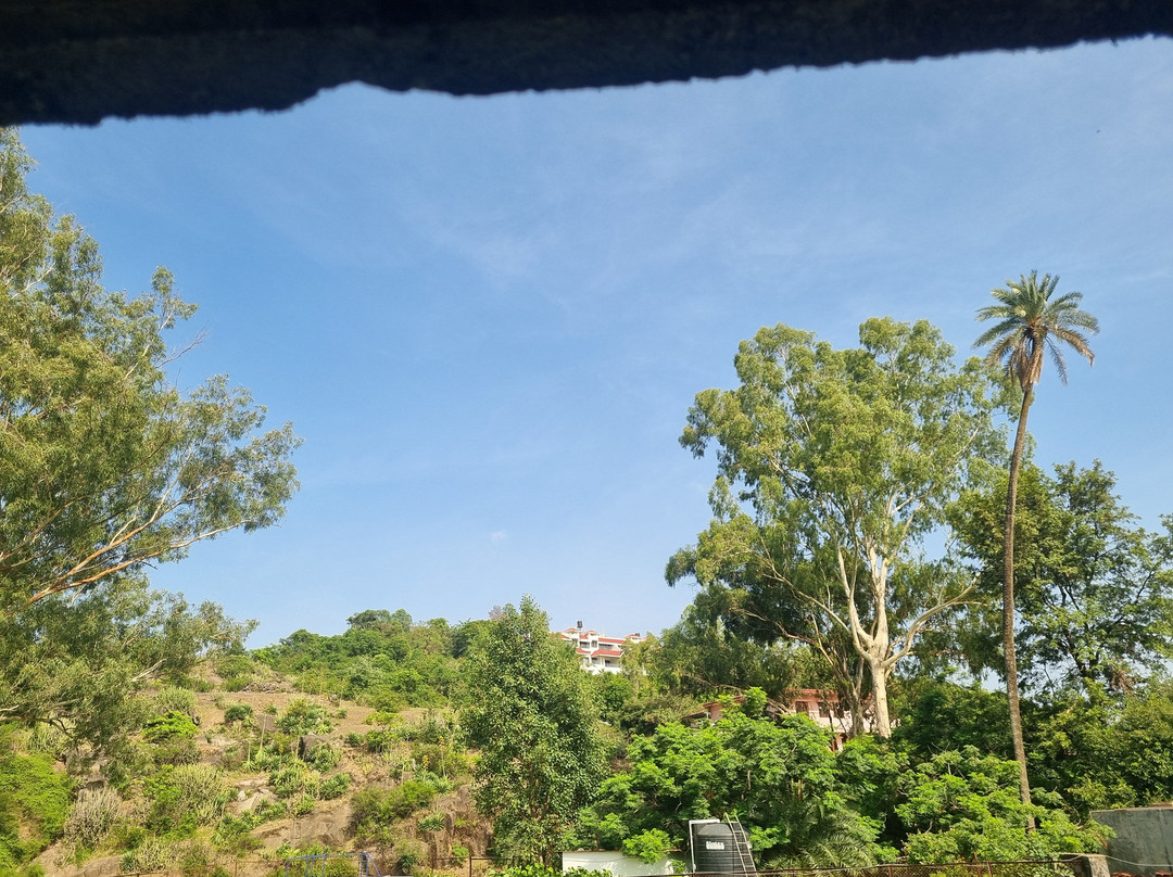 Nandishwar Guest House