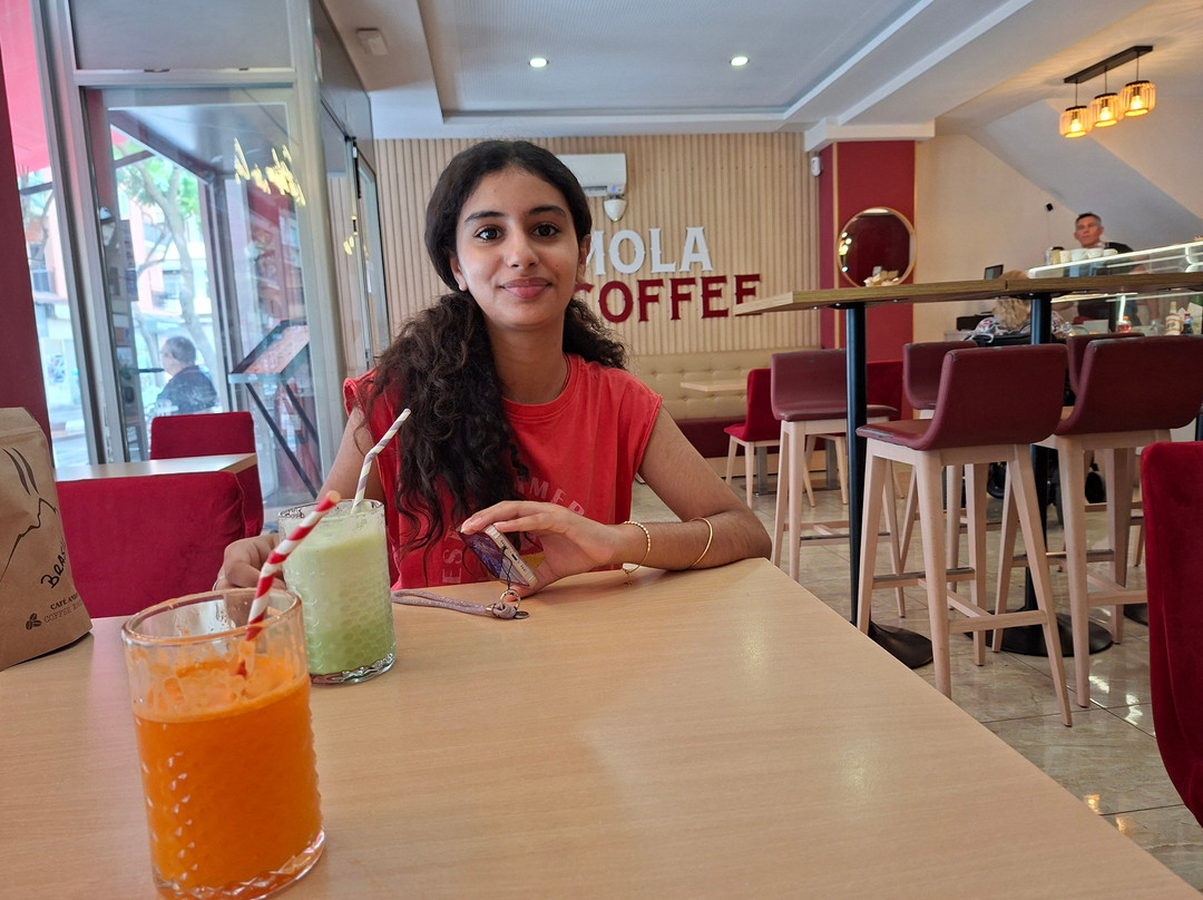 Mola Coffee