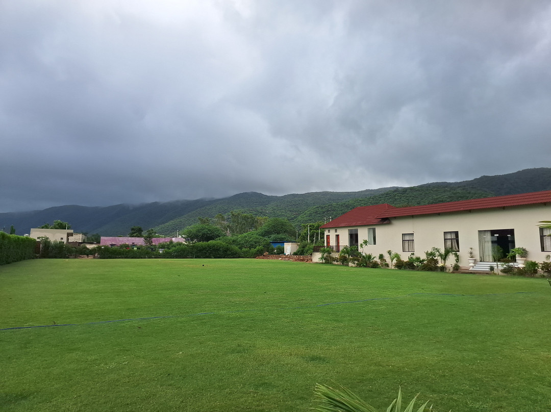 Orchard Hills Resort