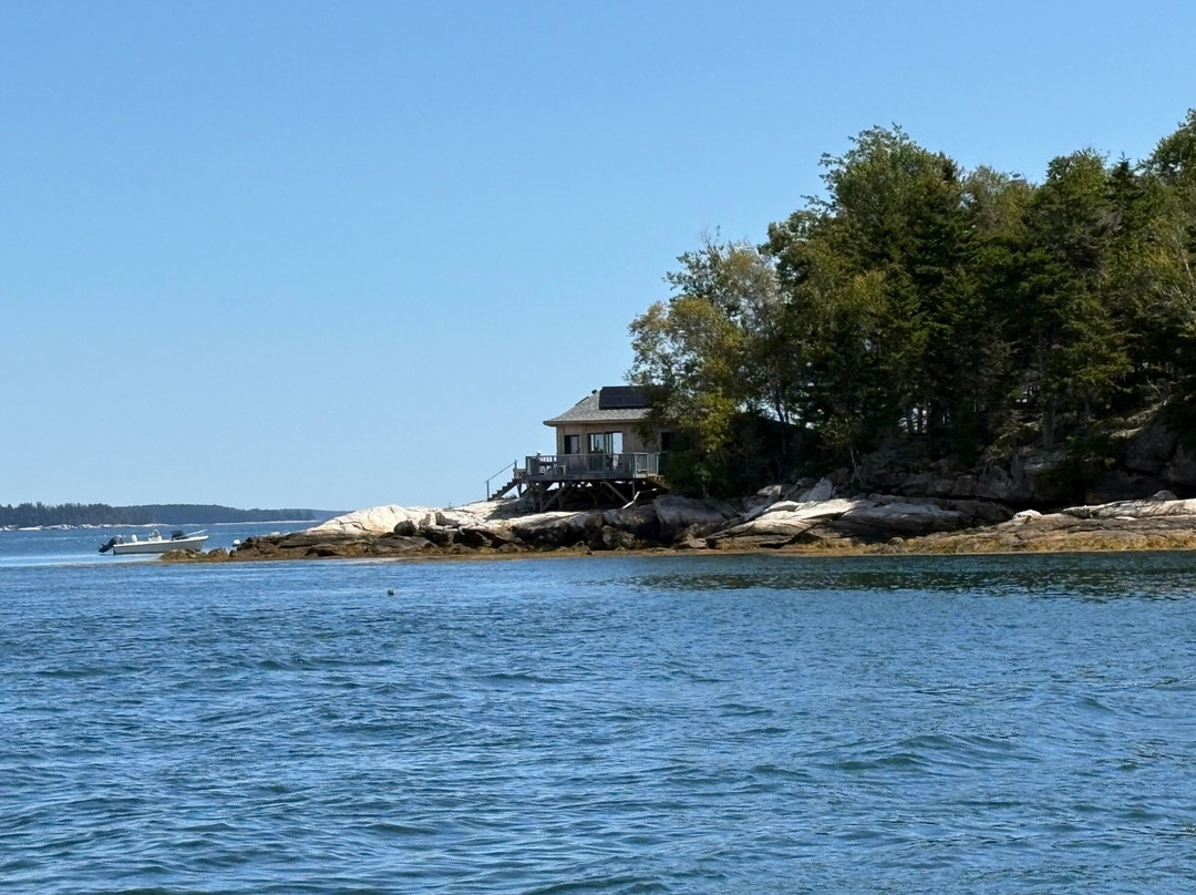 Hardy Boat Cruises-New Harbor必去景点