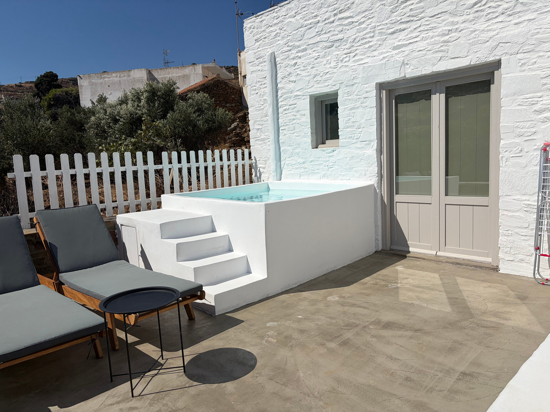 Dryope Luxury Living
