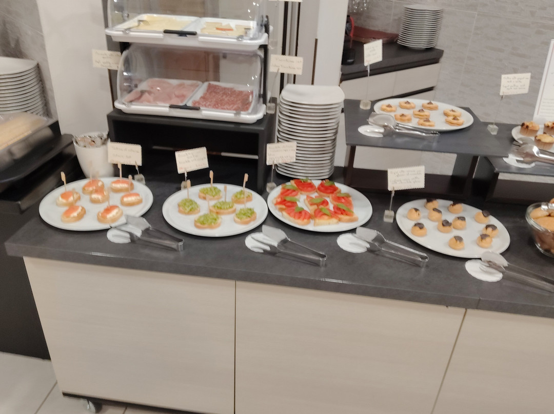 圣卡特琳娜酒店及自行车主图