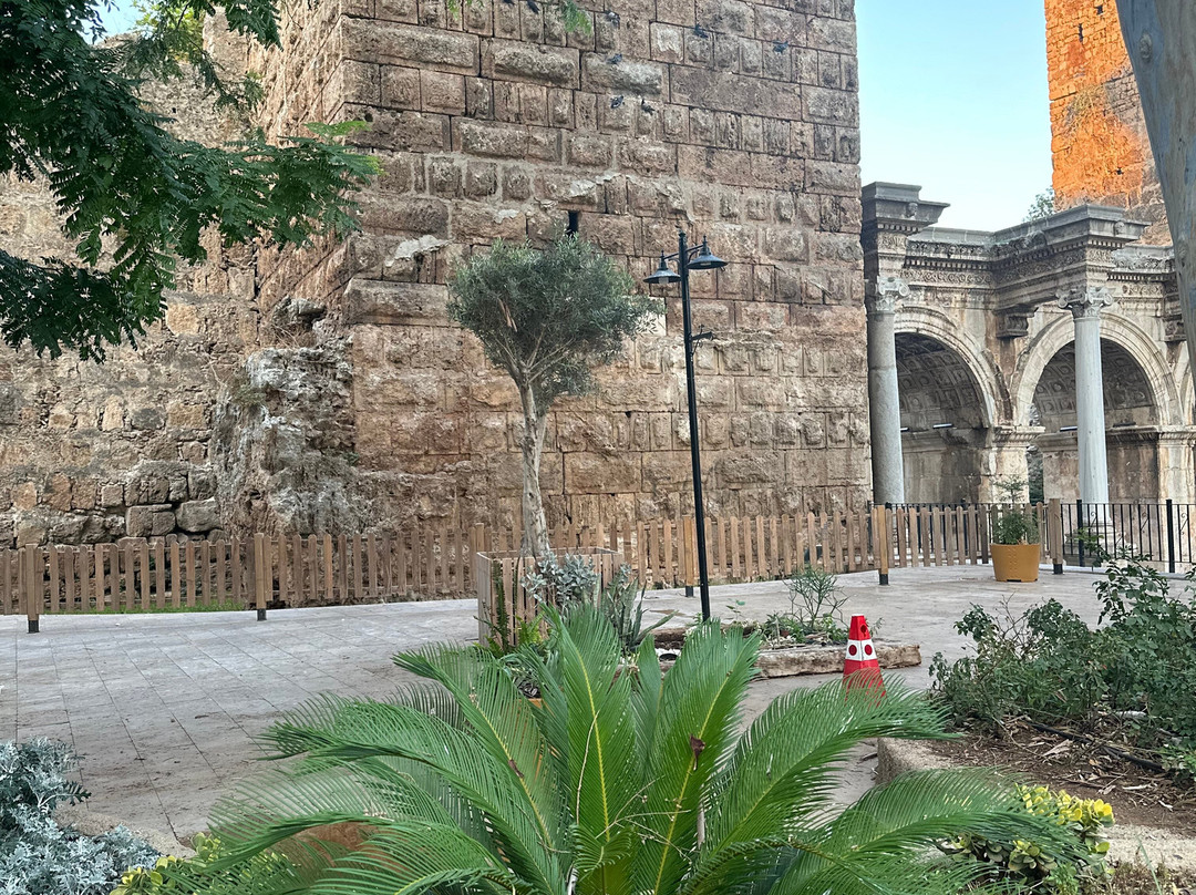 Hadrian's Gate-安塔利亚必去景点