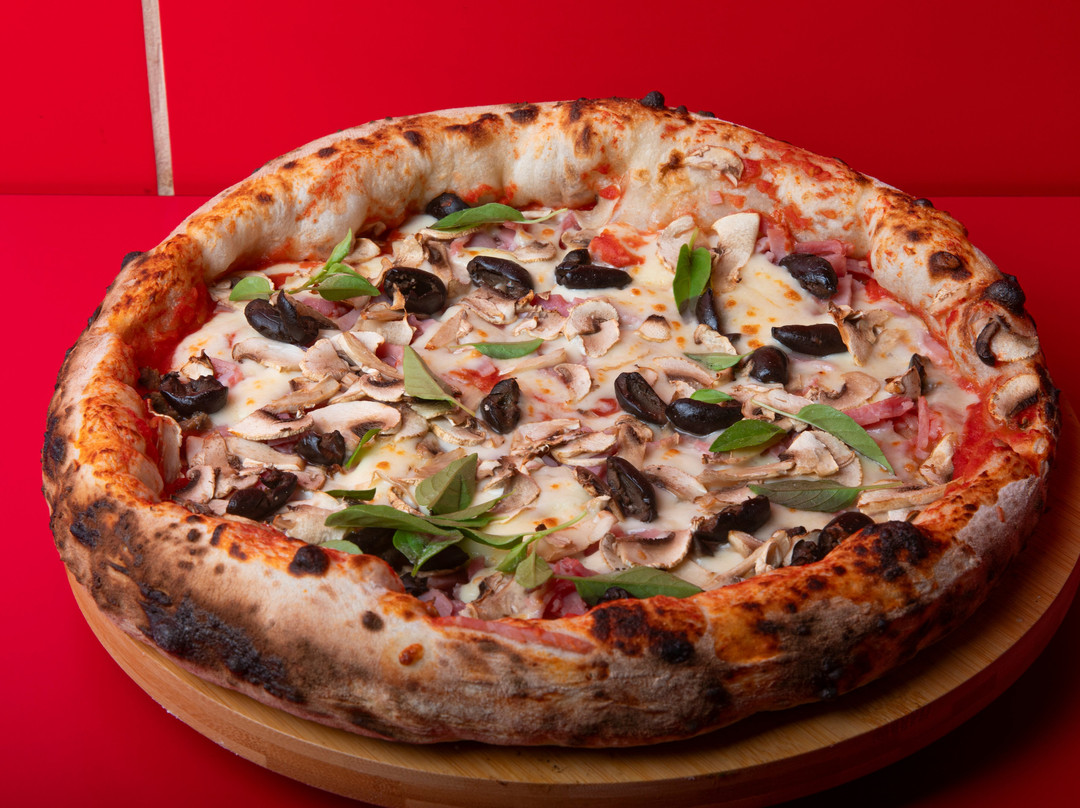 A Tavola Pizza