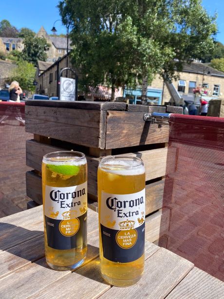 赫布登联排别墅酒店-旅行者