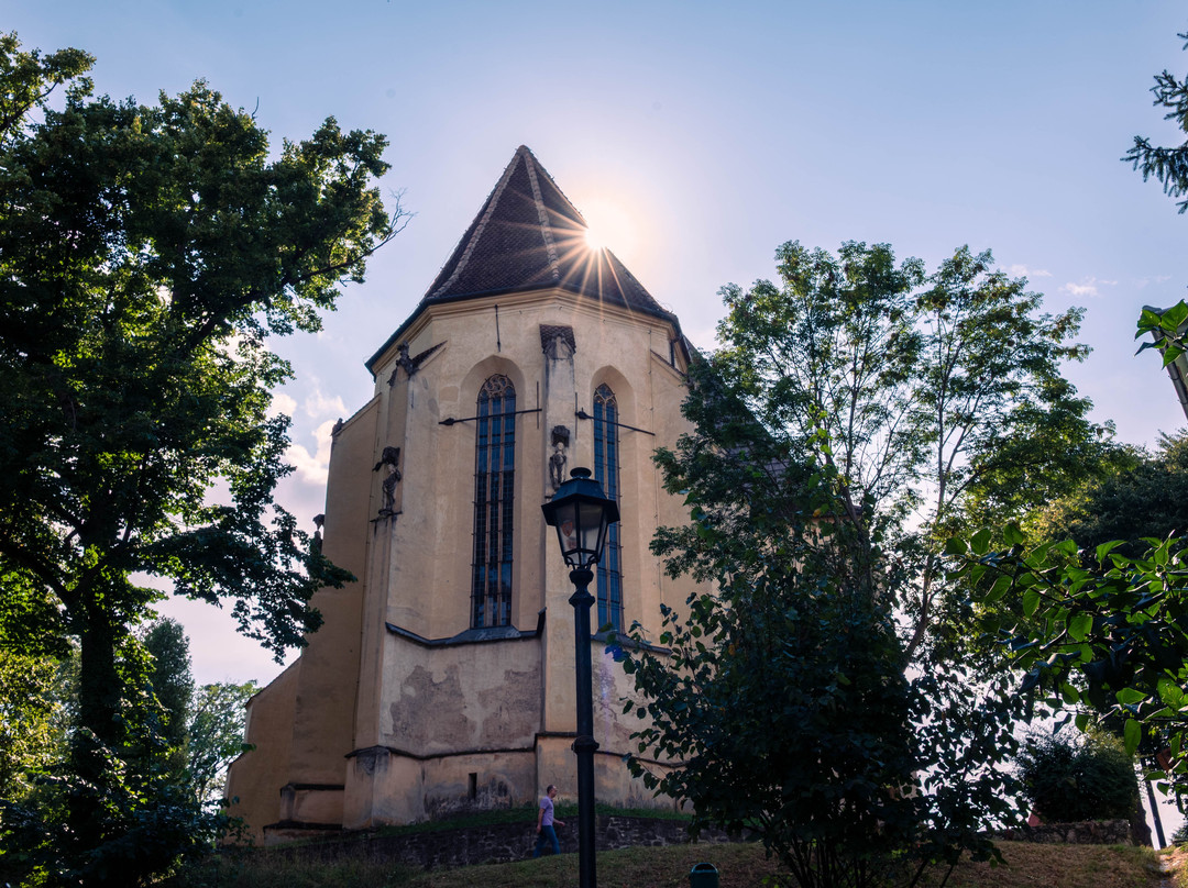Church on the Hill-锡吉索拉必去景点