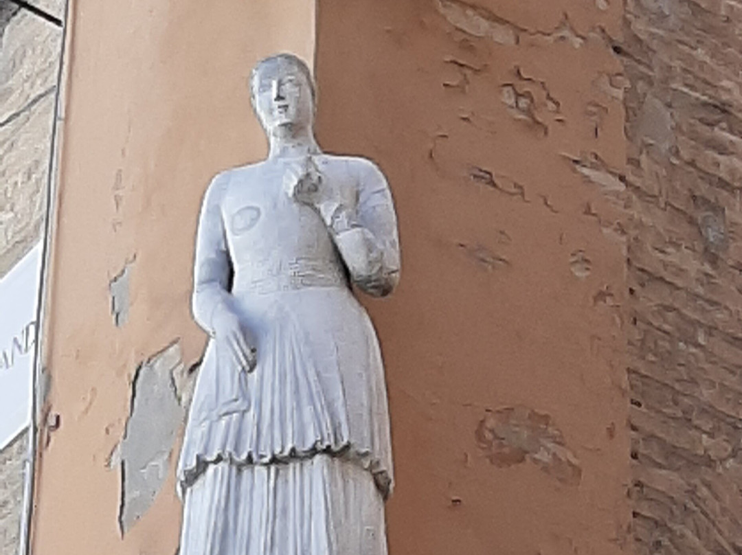 La Statua della Bonissima-摩德纳必去景点