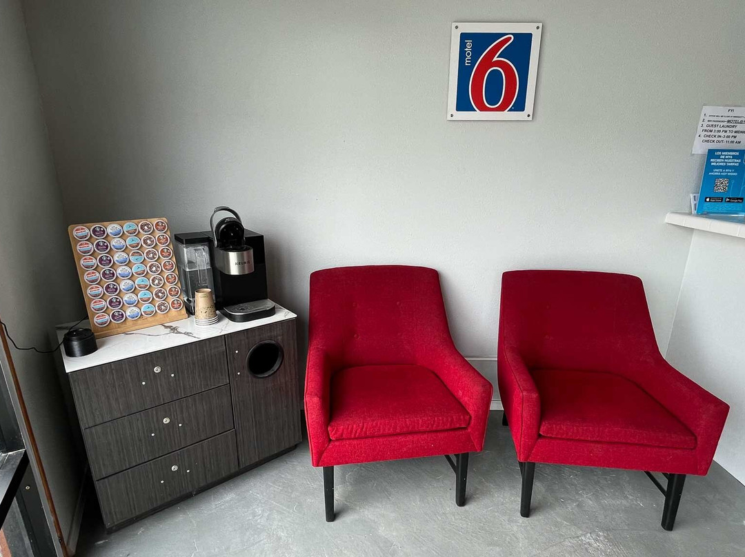 Motel 6 Cordele, GA主图