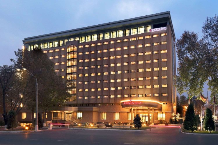 塔什干华美达酒店-官方