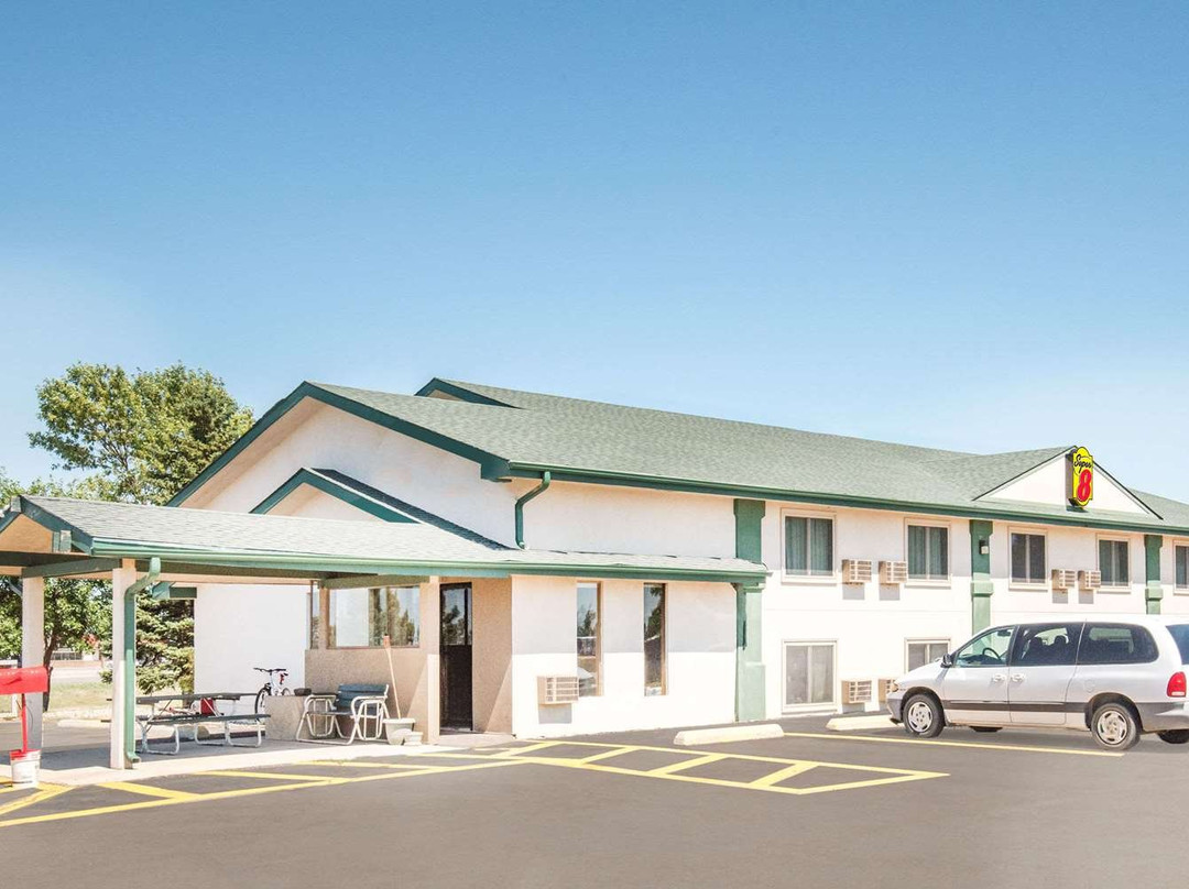 Super 8 by Wyndham Miller