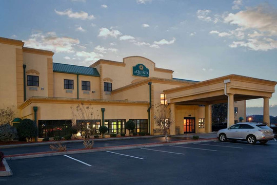 La Quinta Inn & Suites by Wyndham Knoxville East主图