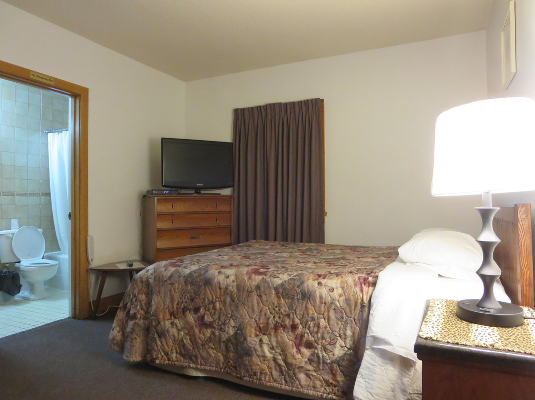 Slate River Valley酒店住宿-Holiday Inn Motel