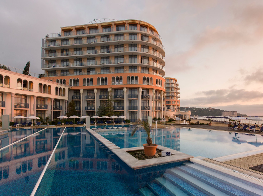 圣君士坦丁与海伦那酒店住宿-Azalia Hotel Balneo & Spa