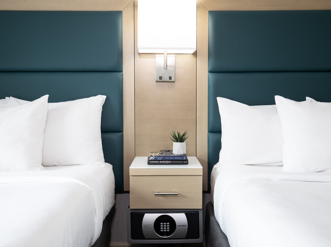 水晶套房酒店主图