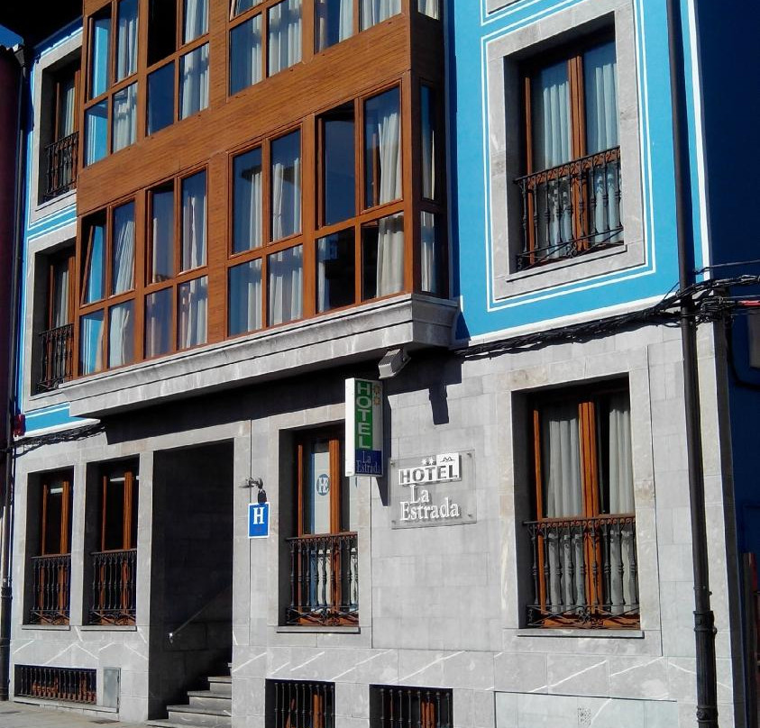 La Estrada Hotel
