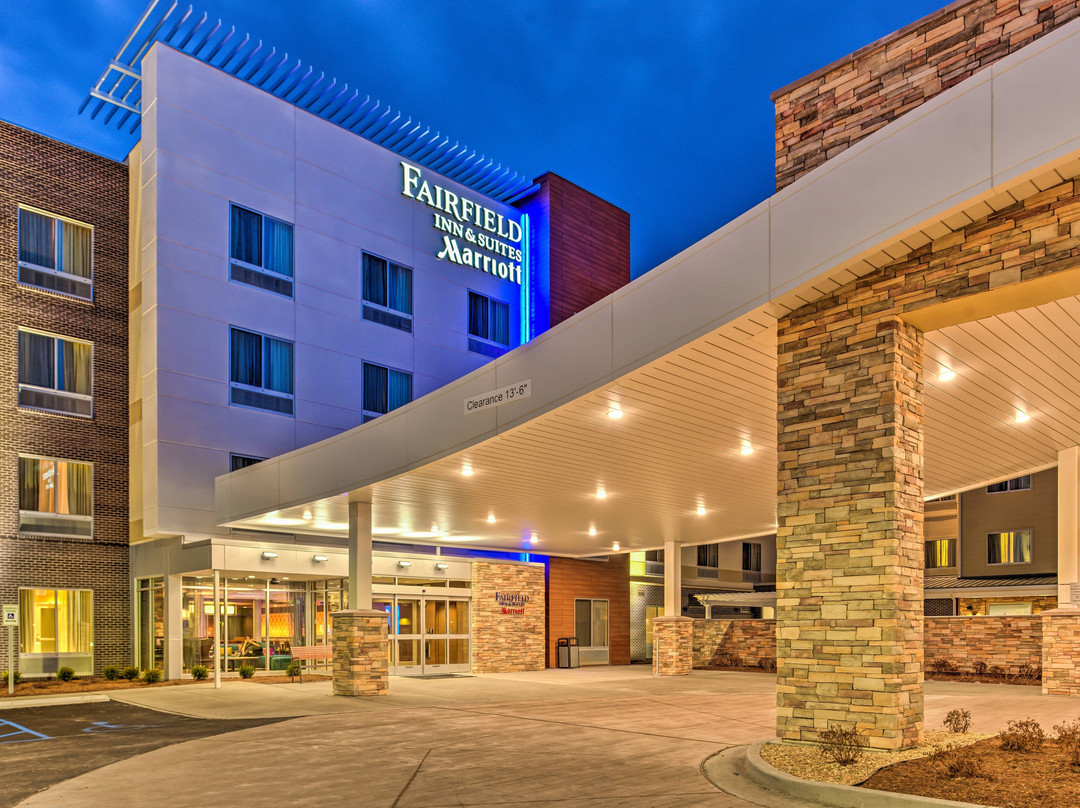 Fairfield Inn & Suites St. Louis Westport主图
