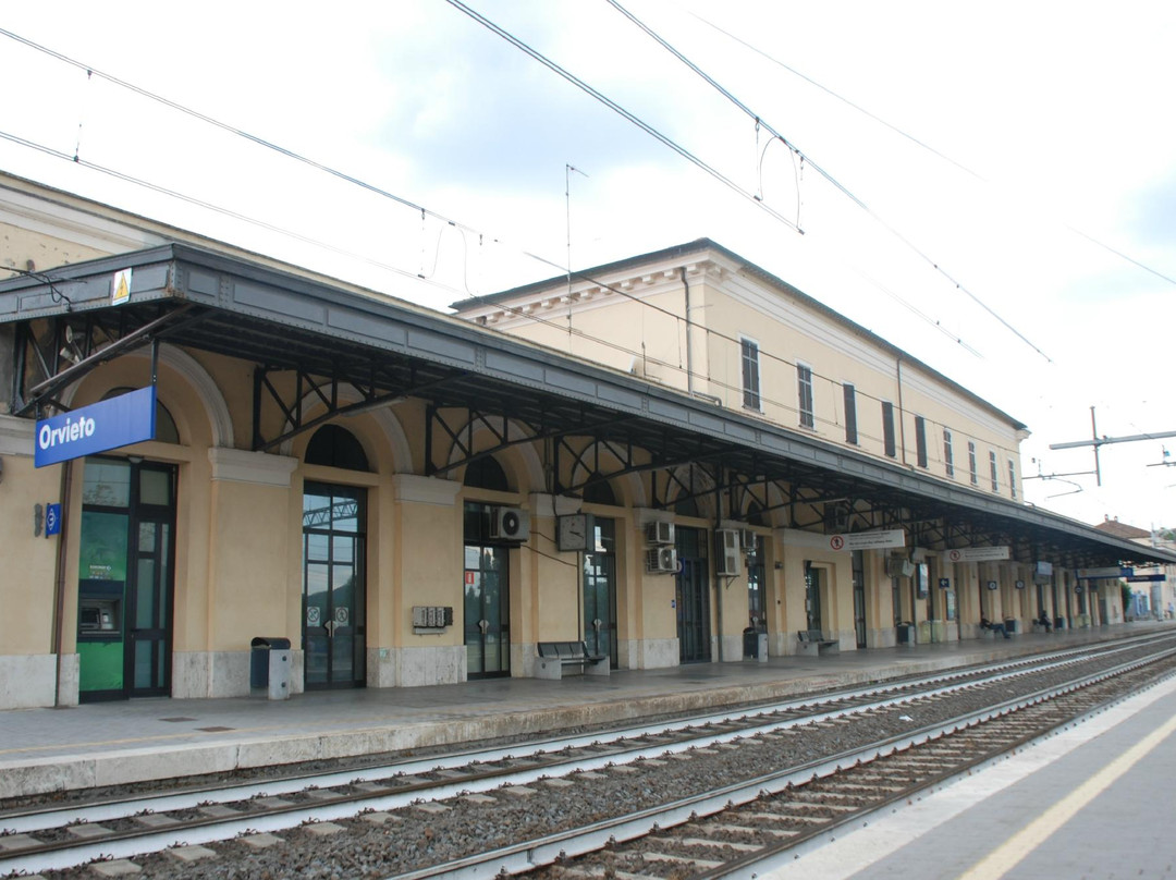 Stazione Ferroviaria di Orvieto景点图片