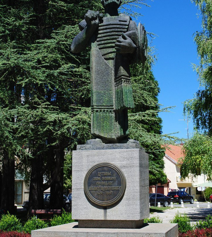 Monument to Ivan Crnojevic景点图片