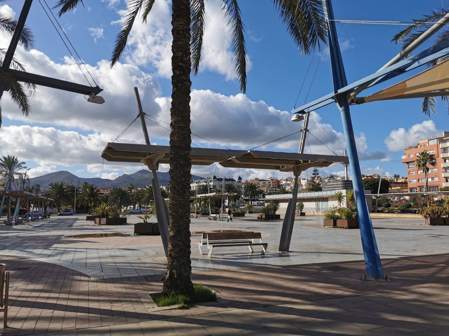 Plaza Multifuncional de San Lorenzo-梅利利亚必去景点