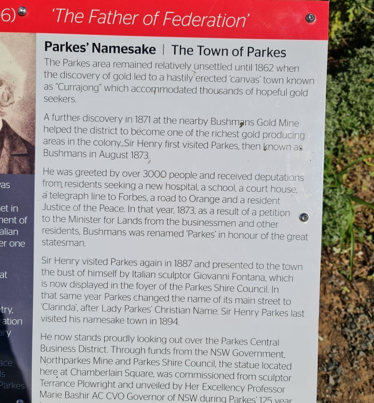 Sir Henry Parkes Statue景点图片