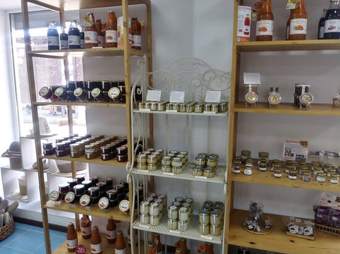 Issyk Kul Brand Shop-Karakol必去景点