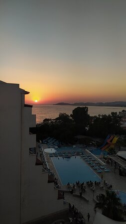 芭提汗海滩度假村及Spa - 全包主图