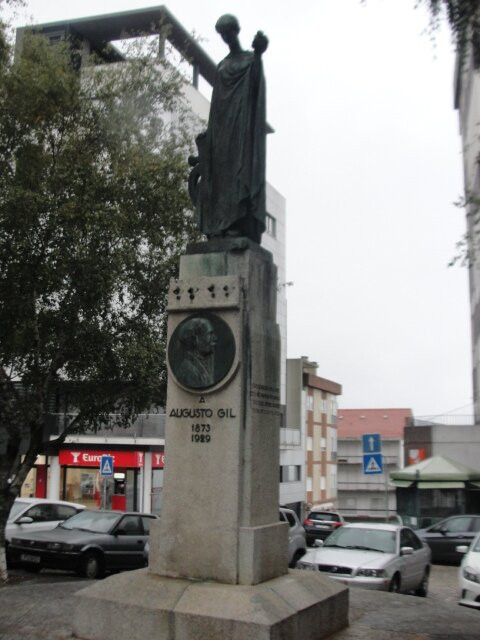 Homenagem A Augusto Gil景点图片