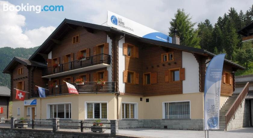 La Tzoumaz B&B by Les Elfes