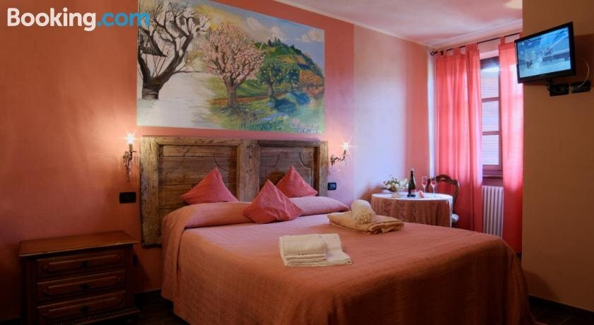 Agriturismo Tre Colline in Langa主图